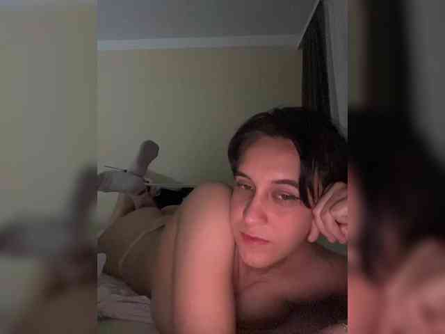 Zaykaaa11 webcam