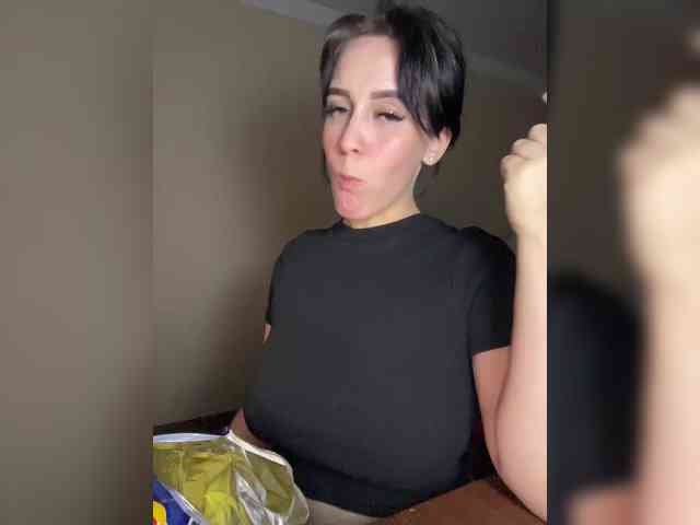 LinaMinn webcam