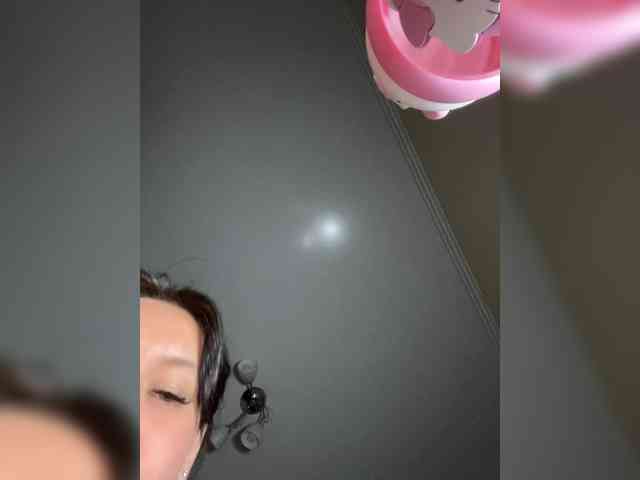 Zaykaaa11 webcam
