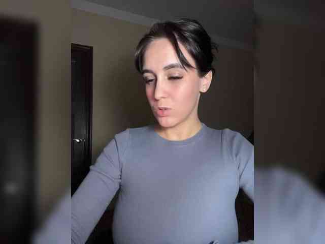 LinaMinn webcam