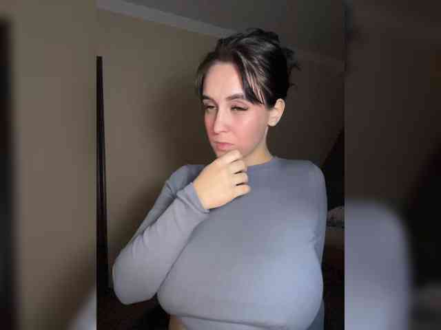 LinaMinn webcam