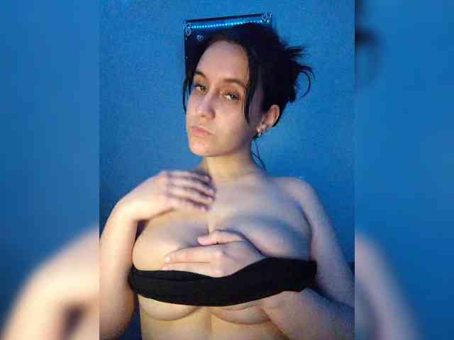 Zaykaaa11 webcam