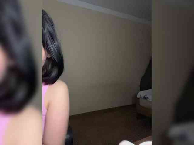 LinaMinn webcam