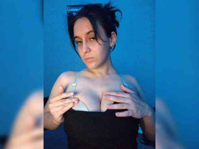 Zaykaaa11 webcam