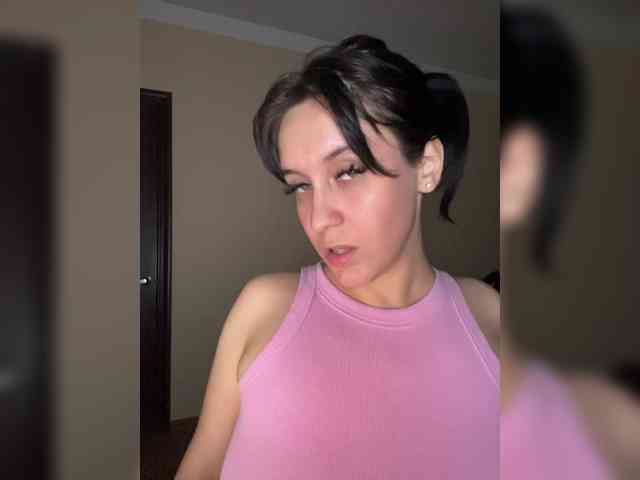 LinaMinn webcam