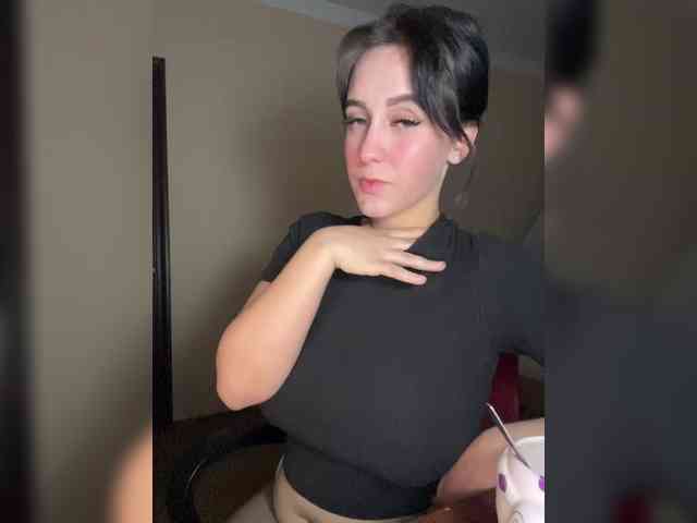 LinaMinn webcam