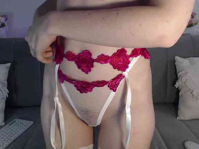 MorningFlower Live Webcam on BongaCams