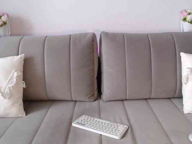 web cam nude MorningFlower