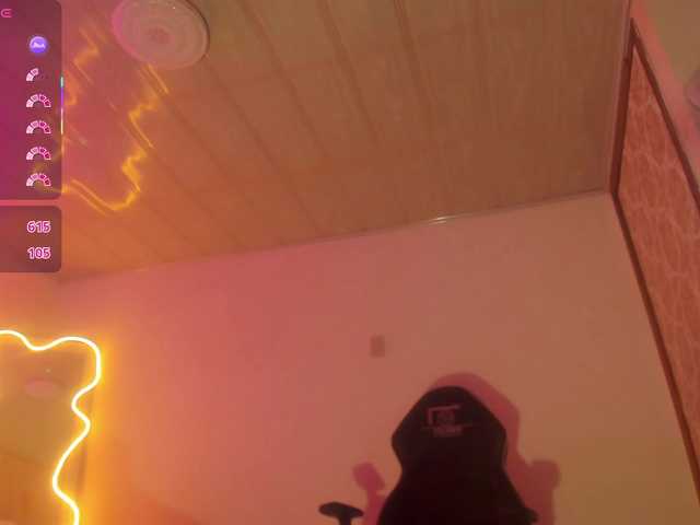 Laylafoxy-tay's BongaCams show and profile