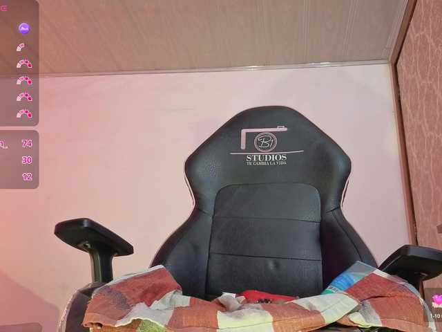 Laylafoxy-tay's BongaCams show and profile