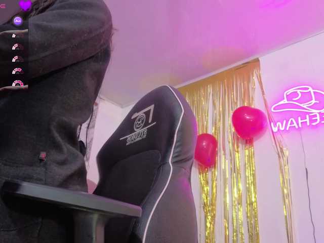 Laylafoxy-tay's BongaCams show and profile