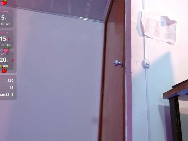  Laylafoxy-tay chat room