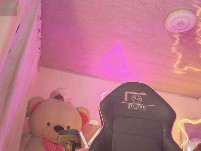 Laylafoxy-tay webcam