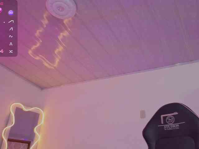 Laylafoxy-tay webcam