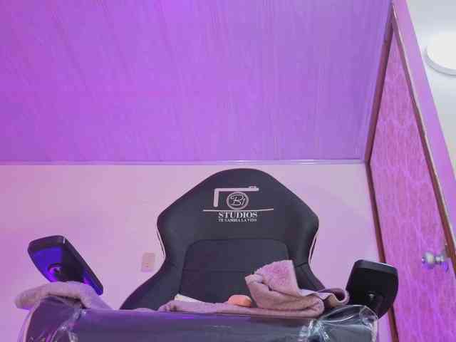 Laylafoxy-tay Laylafoxy-tay