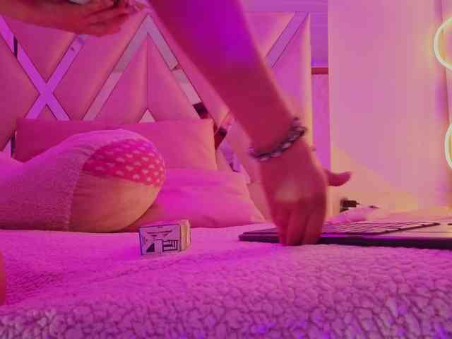 Laylafoxy-tay webcam