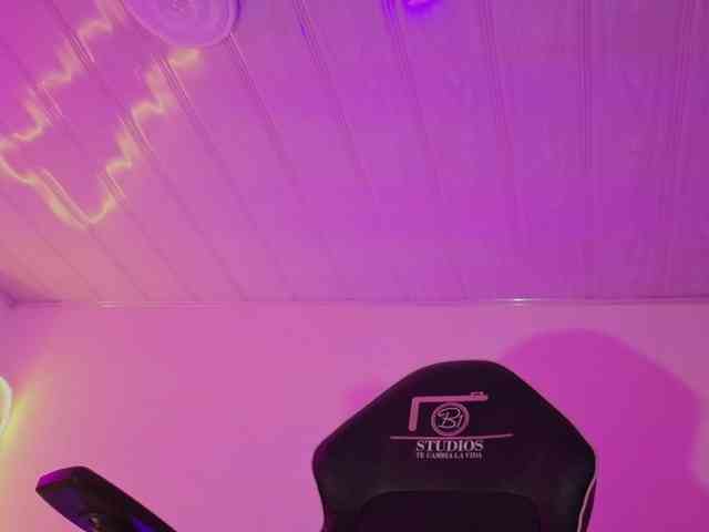 Laylafoxy-tay webcam