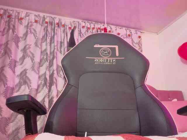 Laylafoxy-tay Laylafoxy-tay