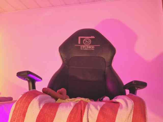 Laylafoxy-tay webcam