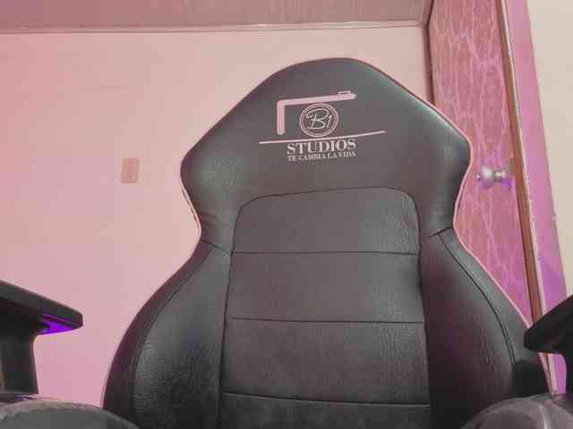 Laylafoxy-tay webcam