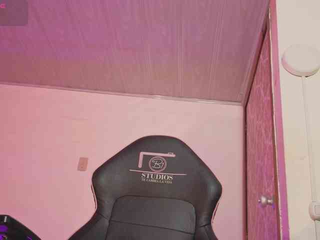 Laylafoxy-tay webcam