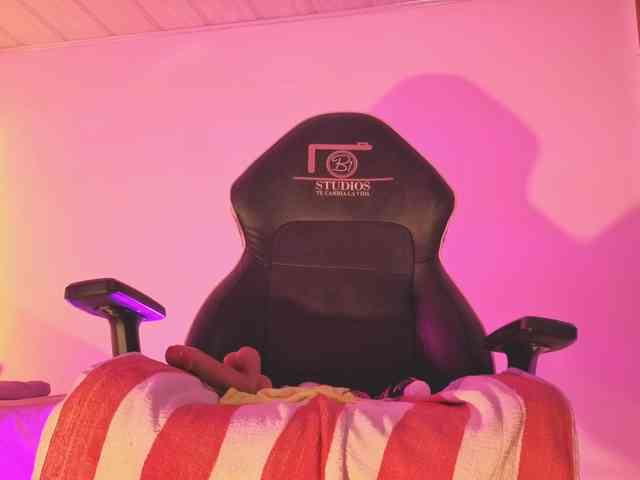 Laylafoxy-tay webcam