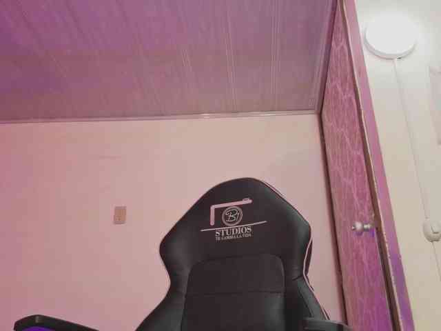 Laylafoxy-tay webcam