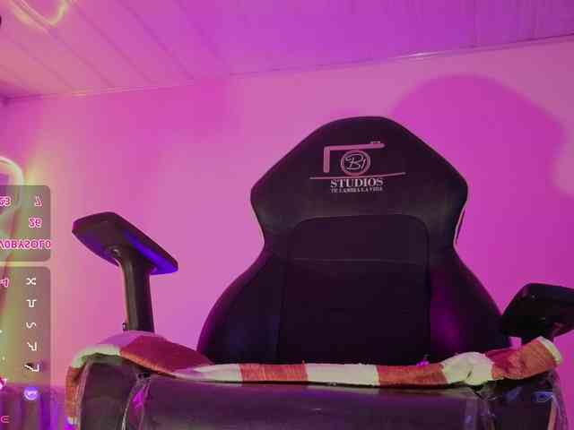 Laylafoxy-tay Laylafoxy-tay