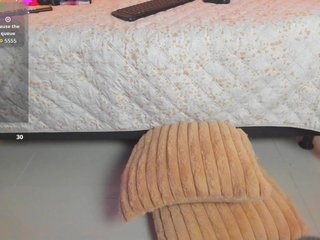 chloelopez Porn Show