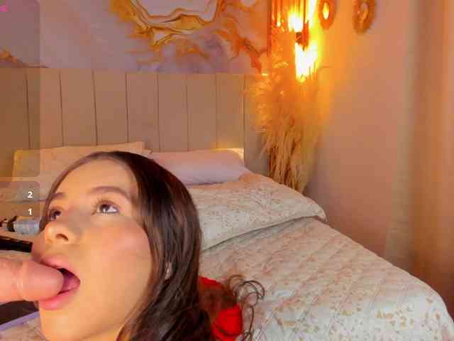 chloelopez chloelopez