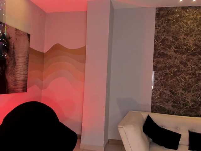 AlanaCraft's BongaCams show and profile