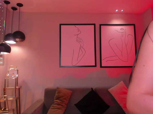 AlanaCraft's BongaCams show and profile