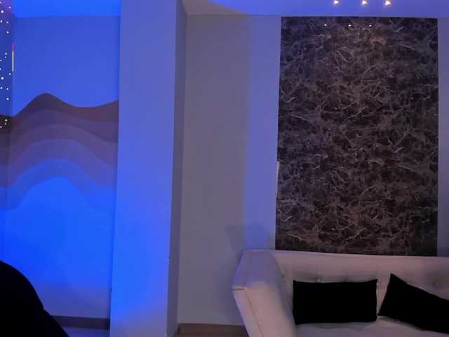 AlanaCraft's BongaCams show and profile