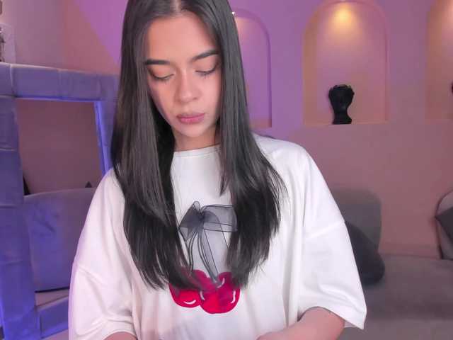 AlanaCraft's BongaCams show and profile