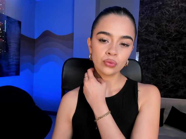 AlanaCraft's BongaCams show and profile