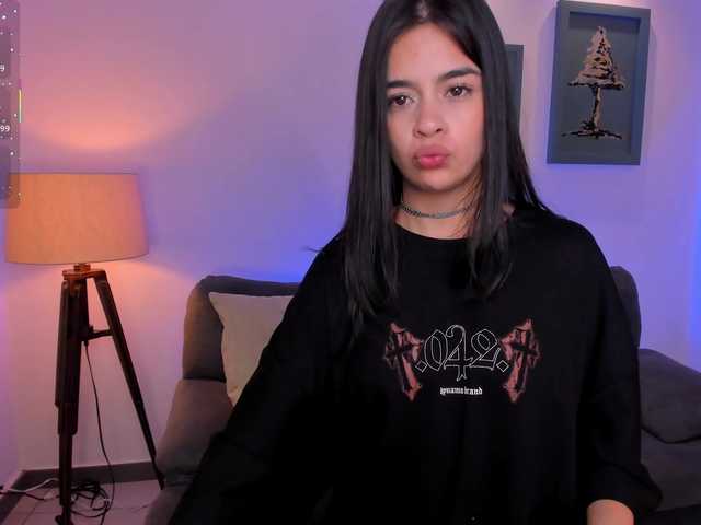 AlanaCraft's BongaCams show and profile