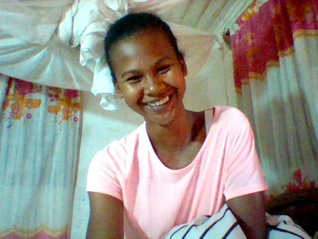 SexyXwels's BongaCams show and profile