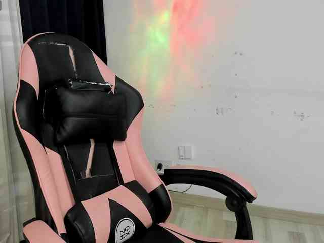 harleyqueen18 webcam