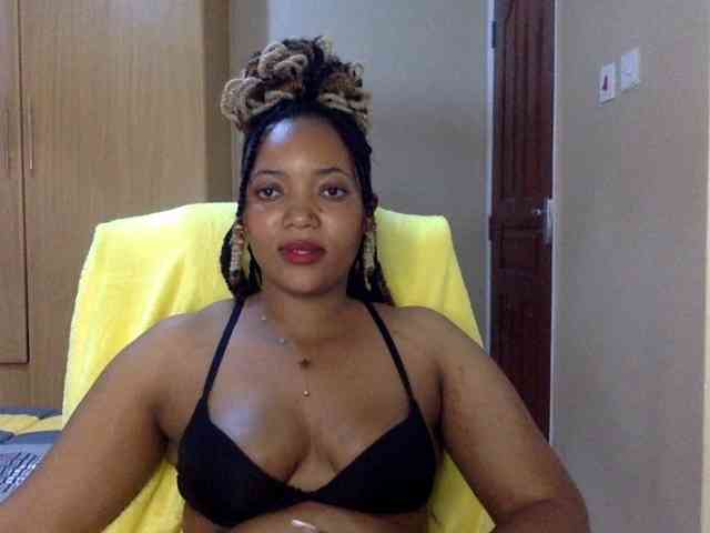 Queensophie22 webcam
