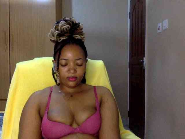 Queensophie22 webcam