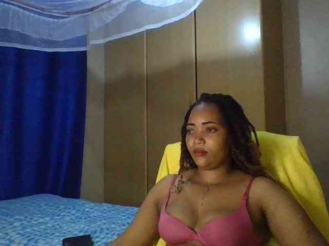 Queensophie22 webcam