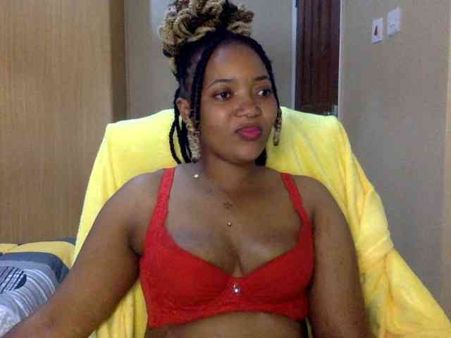 Queensophie22 webcam