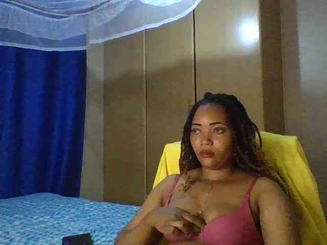 Queensophie22 webcam