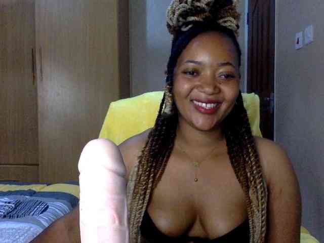 Queensophie22 webcam