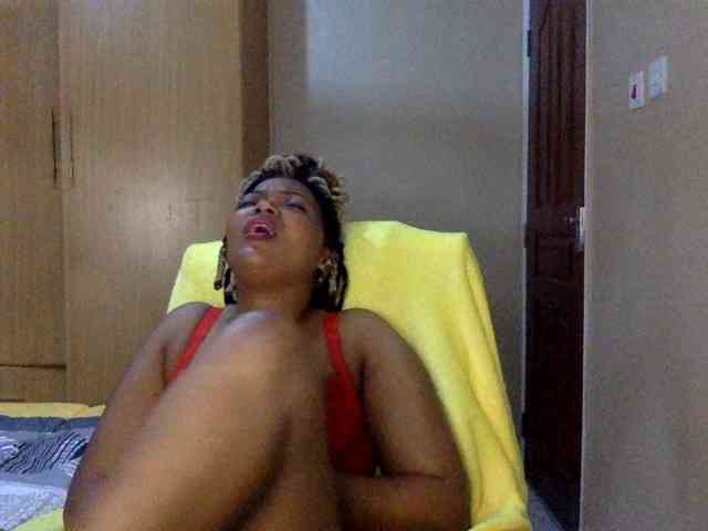 Queensophie22 webcam