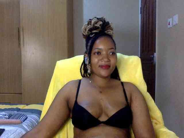 Queensophie22 webcam
