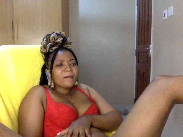 Queensophie22 webcam