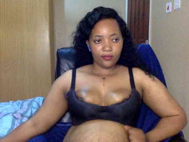 Queensophie22 webcam