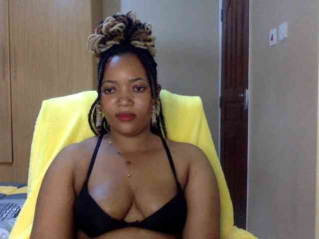 Queensophie22 webcam