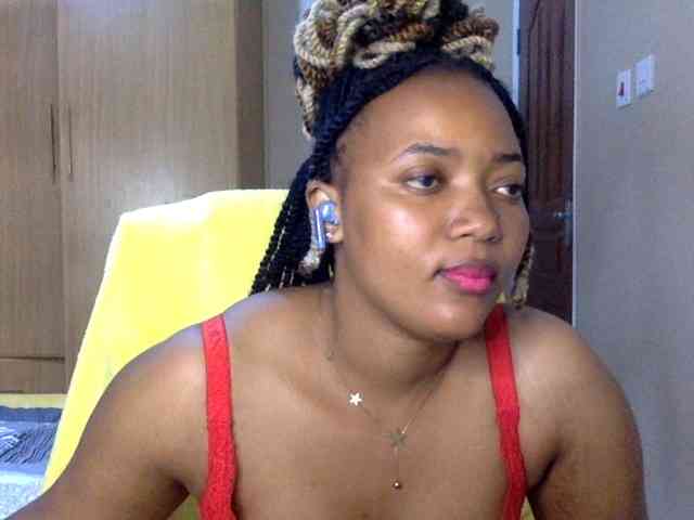 Queensophie22 webcam